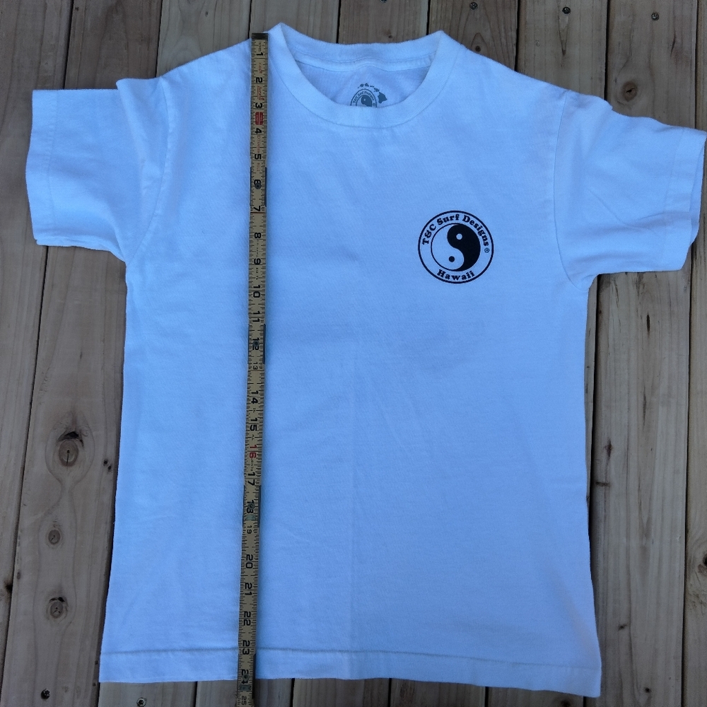 T&C Surf Designs White Yin Yang T-Shirt Size Small Graphic Tee Short Sleeve - Picture 10 of 10